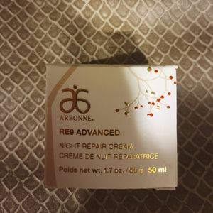 RE9 Advanced Night Repair Cream